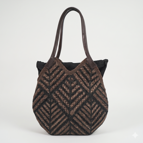 ELARA – Resort-Shopper mit Chevron-Webmuster in Dunkelbraun-Schwarz