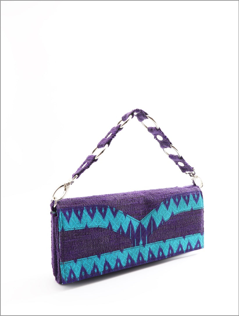Clutch aus Baumwolle mit Seiden-Details
