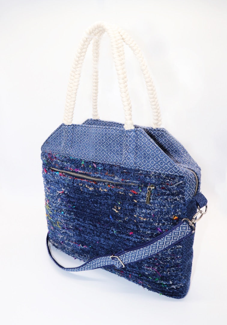 Laptoptasche aus handgewebter Baumwolle mit Diamantmuster